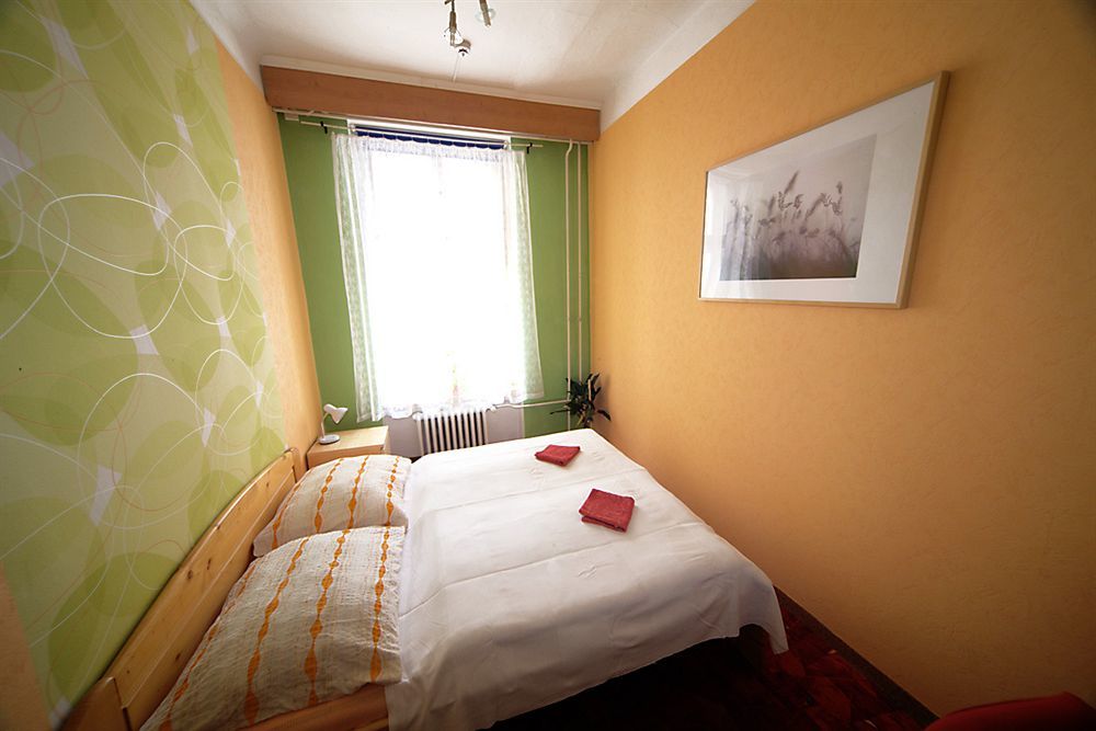Hostel Sklep ปราก ภายนอก รูปภาพ